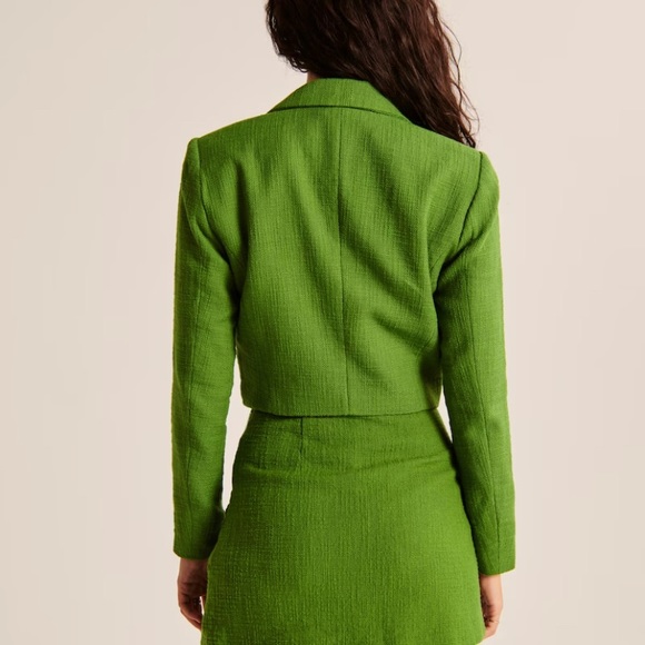 Abercrombie & Fitch // Cropped Tweed Blazer (L - White) *NWT* (Discontinued) - Picture 13 of 14